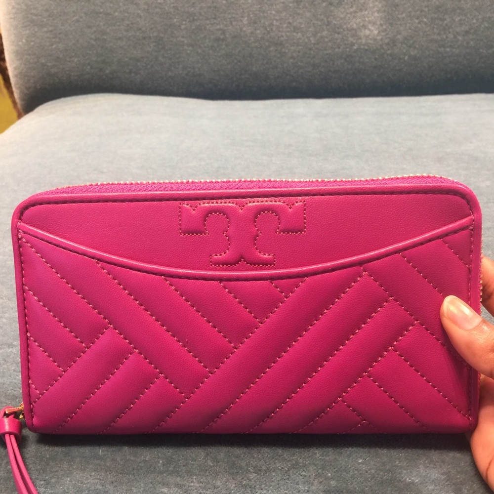 Tory Burch Alexa Zip Continental Wallet